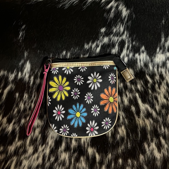 Little Brownie wristlet with bright colored daisies and stripes - Picture 2 of 5